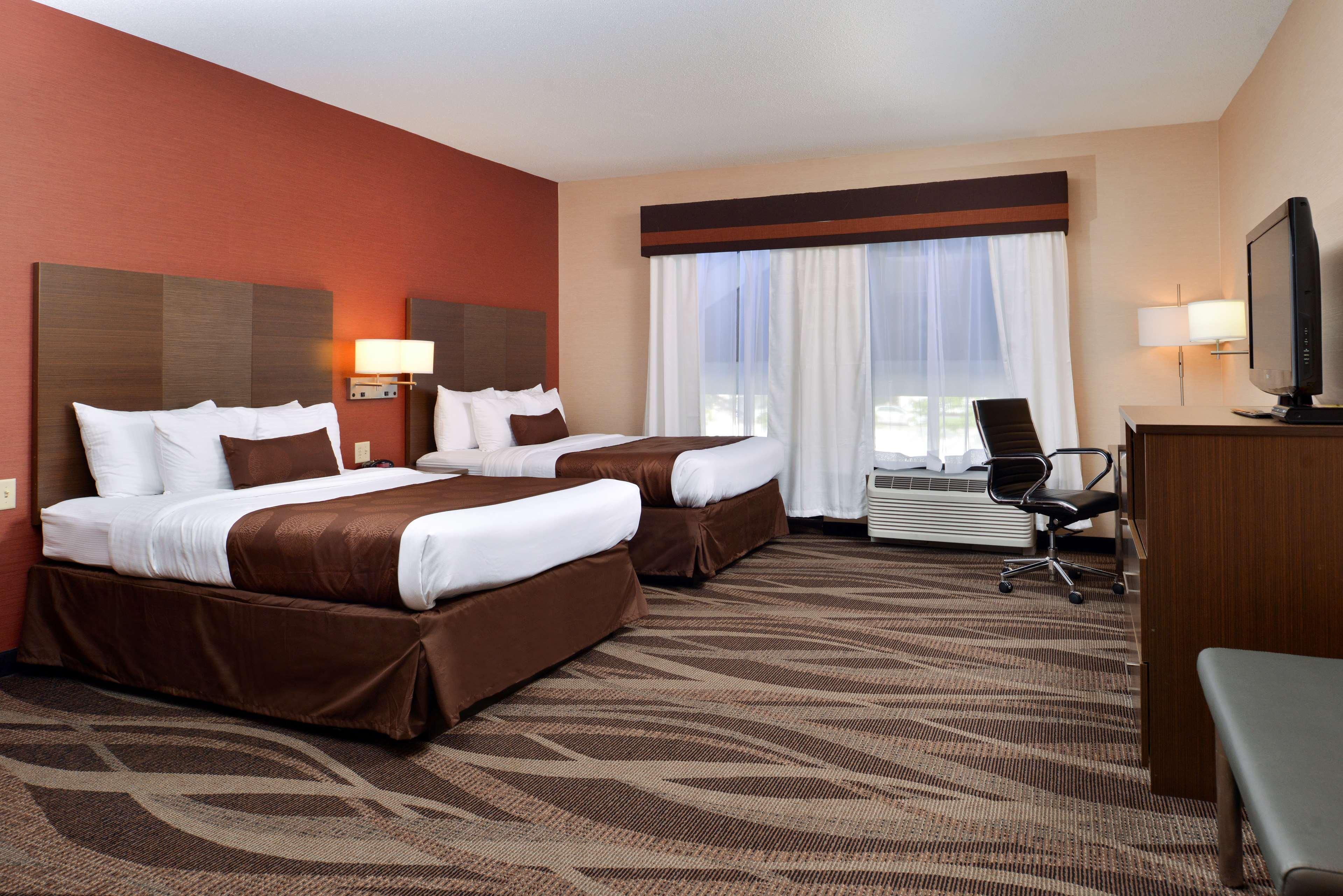 Best Western Plus University Inn Olean Bagian luar foto