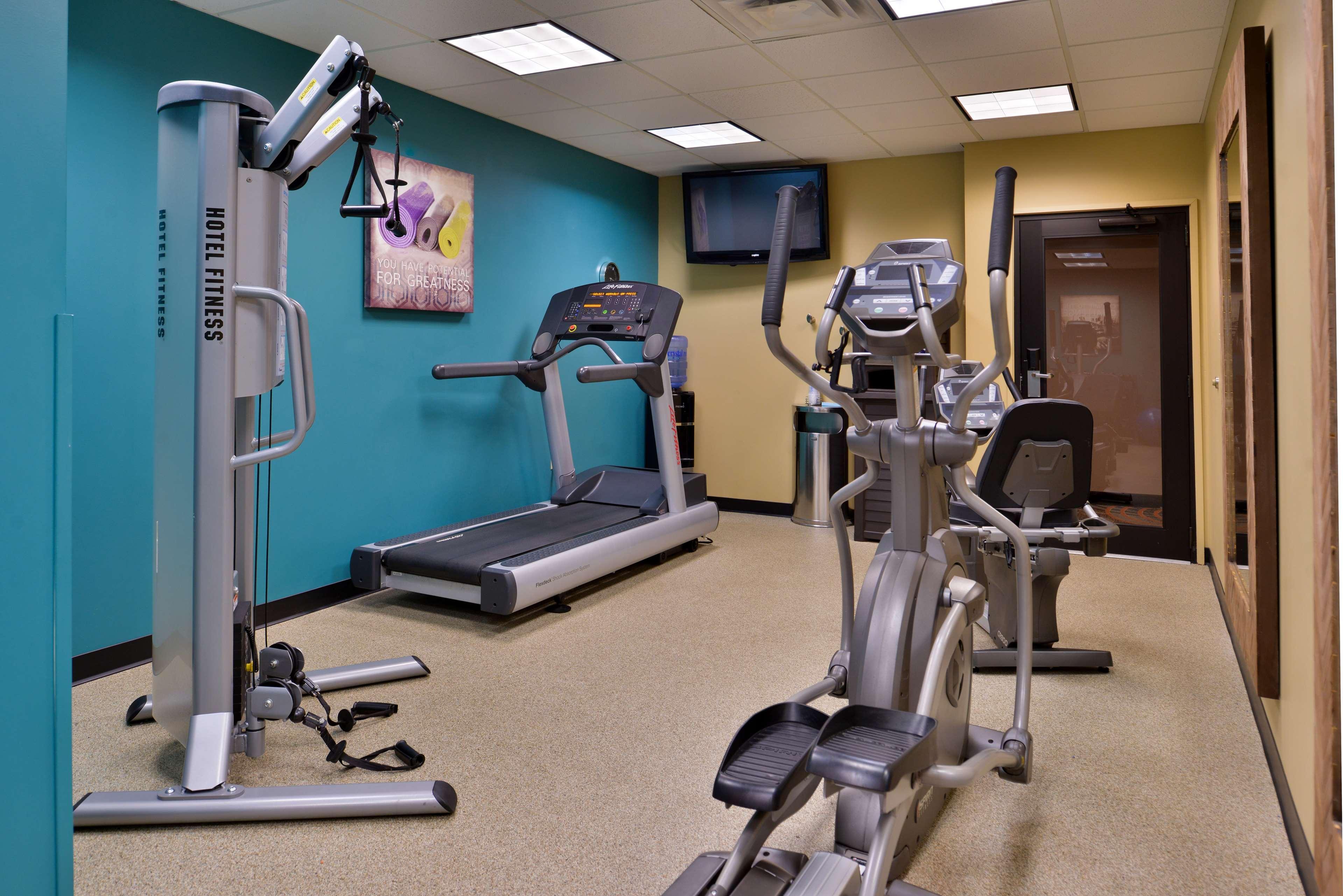 Best Western Plus University Inn Olean Bagian luar foto