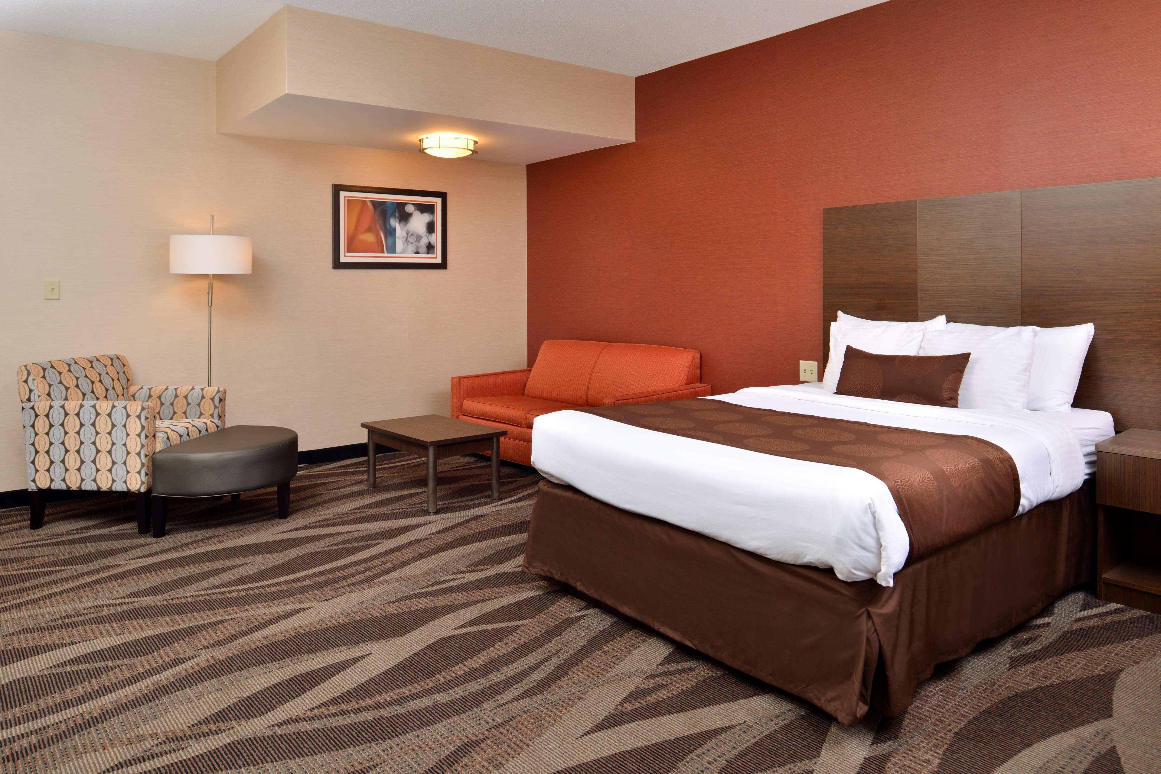 Best Western Plus University Inn Olean Bagian luar foto