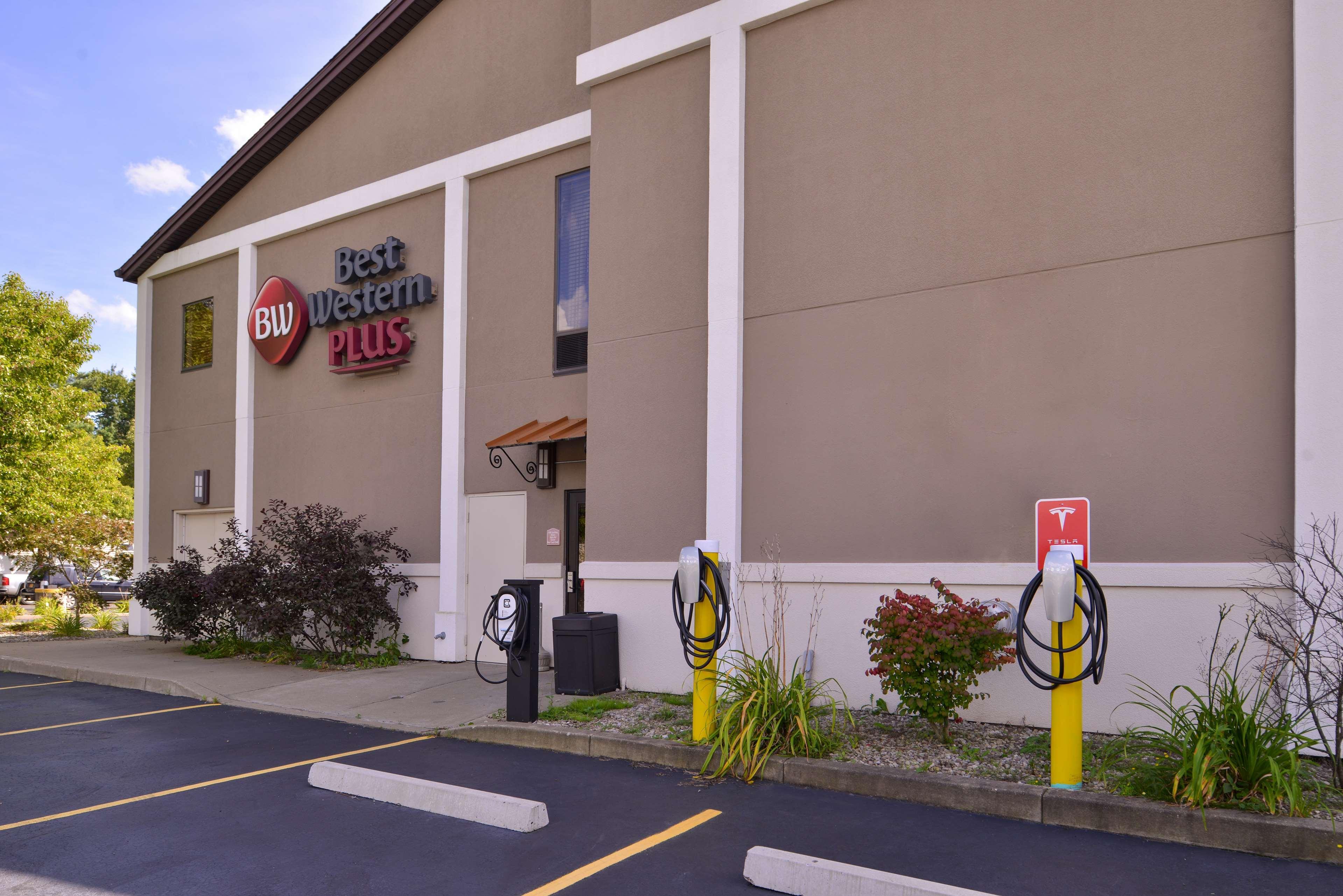 Best Western Plus University Inn Olean Bagian luar foto