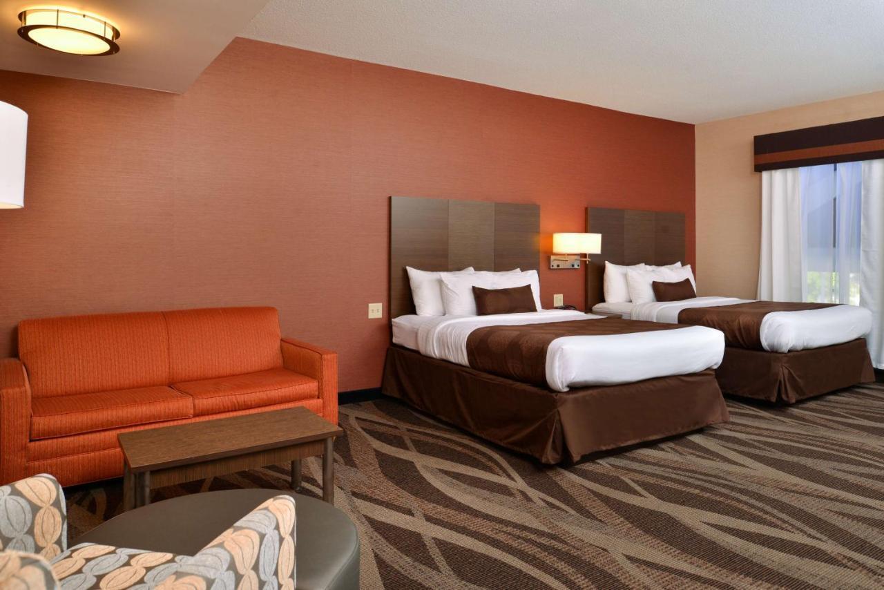 Best Western Plus University Inn Olean Bagian luar foto